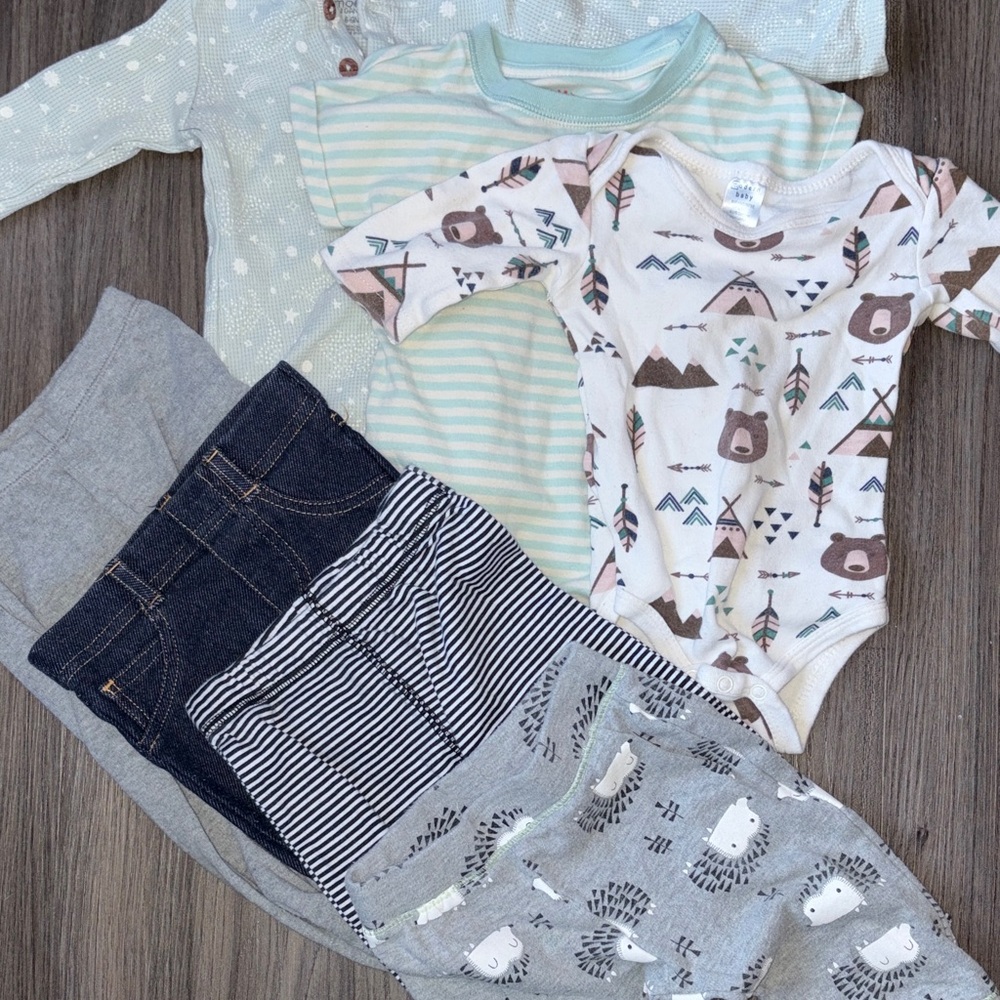 Cat & Jack Mint, White, Gray and Navy Baby Matching Set